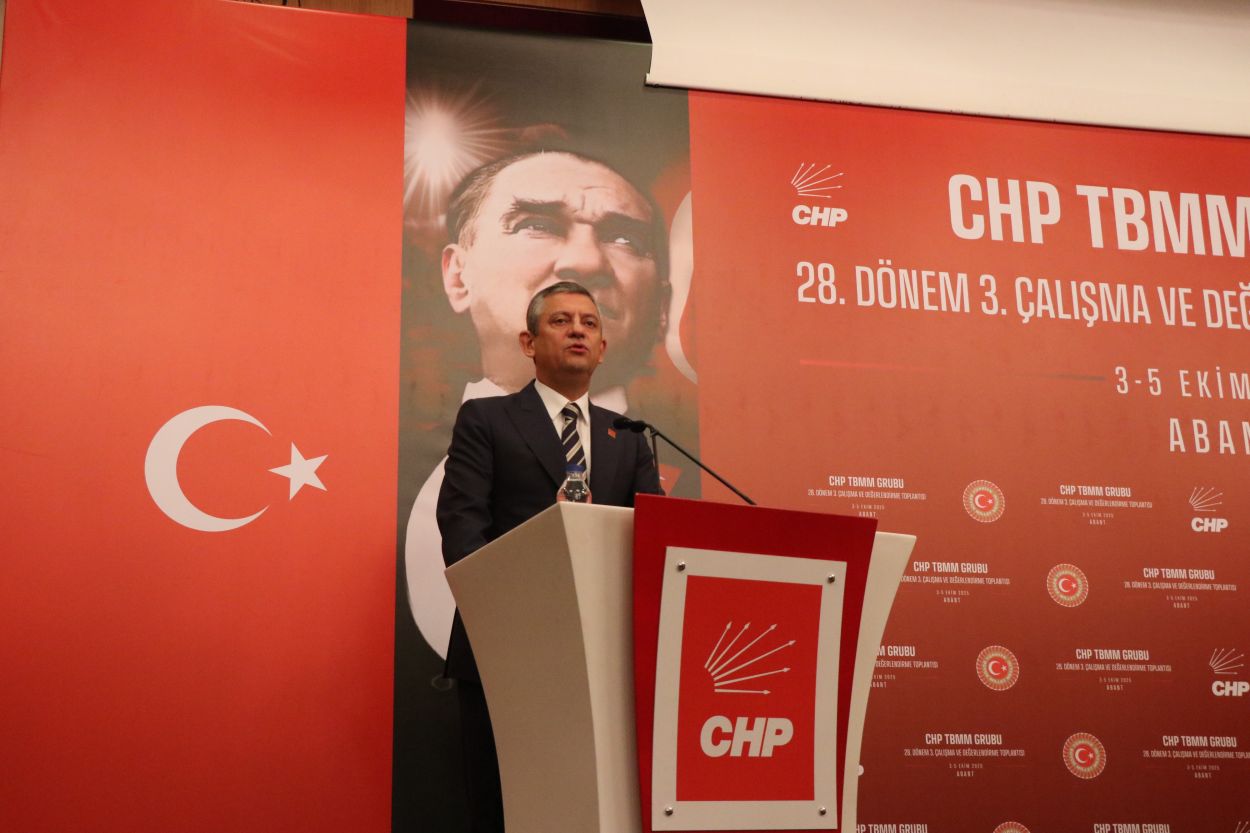 CHP lideri Özel: "Son seçimin birinci partisiyiz, artık sokakta çok daha güçlüyüz"