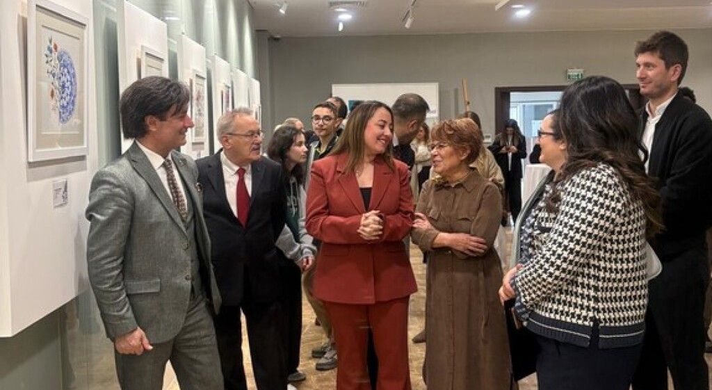 "Doğanın Pulu: Botanik Sanatı" sergisi sanatseverlerle buluştu