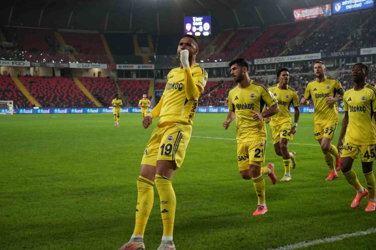 Fenerbahçe, Gaziantep'te farka koştu