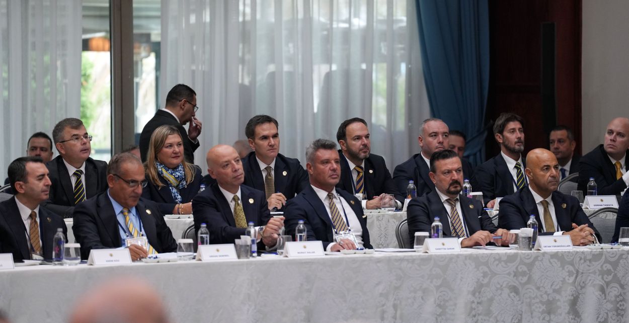 Fenerbahçe Yüksek Divan Kurulu Toplantısı başladı
