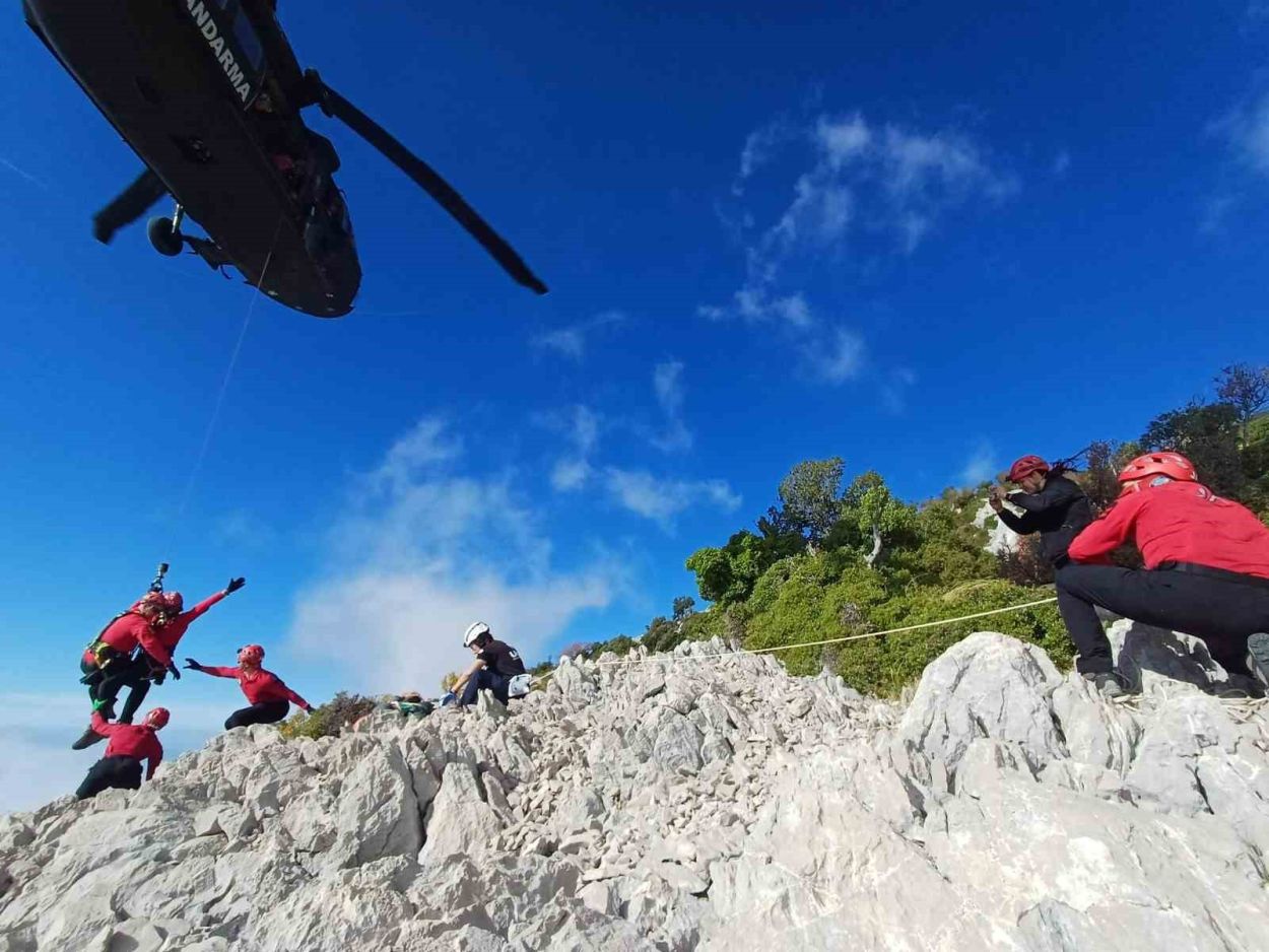 Fethiye’de yamaç paraşütü kazası: 1 paraşütçü hayatını kaybetti