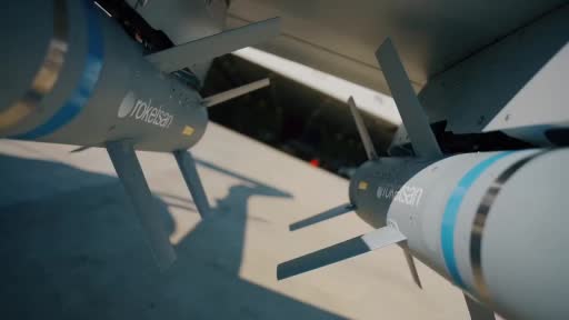 Bayraktar TB3 Roketsan mühimmatı ile hedefi tam isabetle vurdu