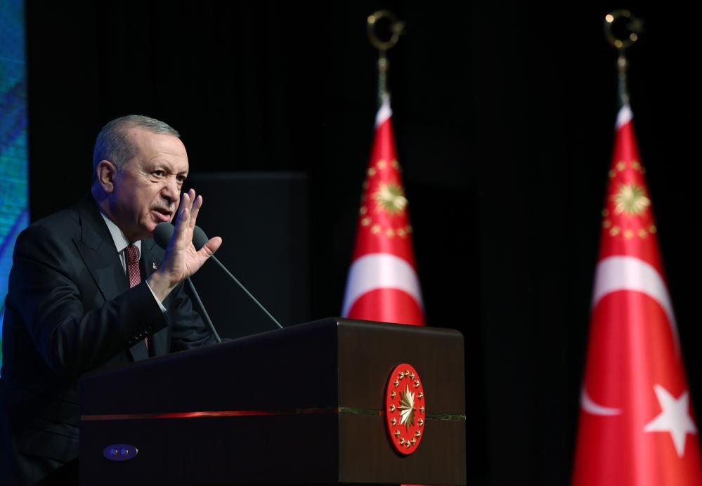 Cumhurbaşkanı Erdoğan'dan evlenecek gençlere müjde
