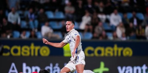 Deniz Gül kimdir, nereli hangi takımda oynuyor kaç yaşında? Deniz Gül boyu?