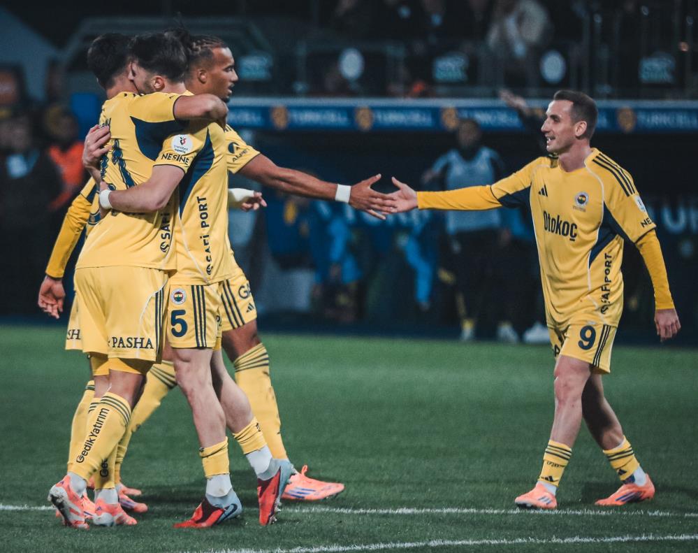 Fenerbahçe, galibiyet serisini 5 maça çıkardı