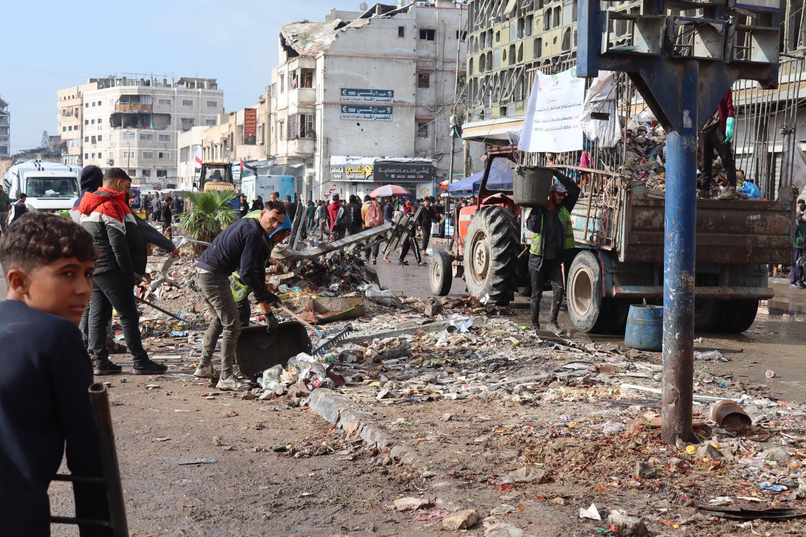 Gazzelilerden "Yeniden İnşa Edeceğiz" Kampanyası