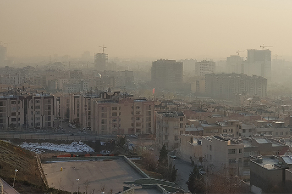 Hava Kirliliği Krizi İran'ı Vurdu: Yüz Yüze Eğitim Askıya Alındı