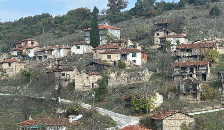 "Hayalet Köy": 450 Yıllık Tarih, 4 Kişilik Sessizlik