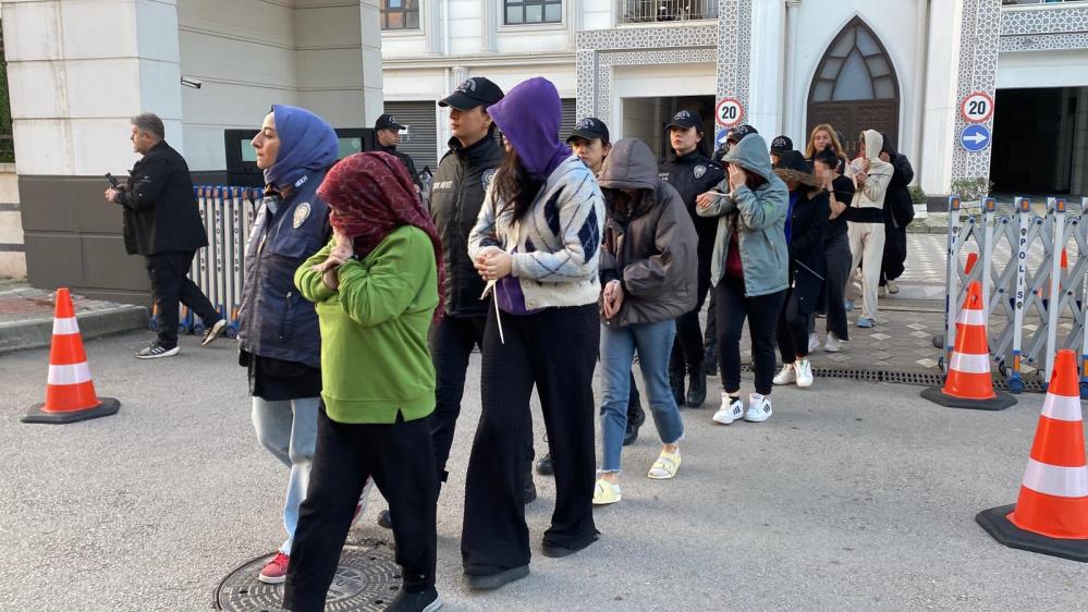 Sahte bungalov ilanıyla vurgun yapan şebekeye operasyon