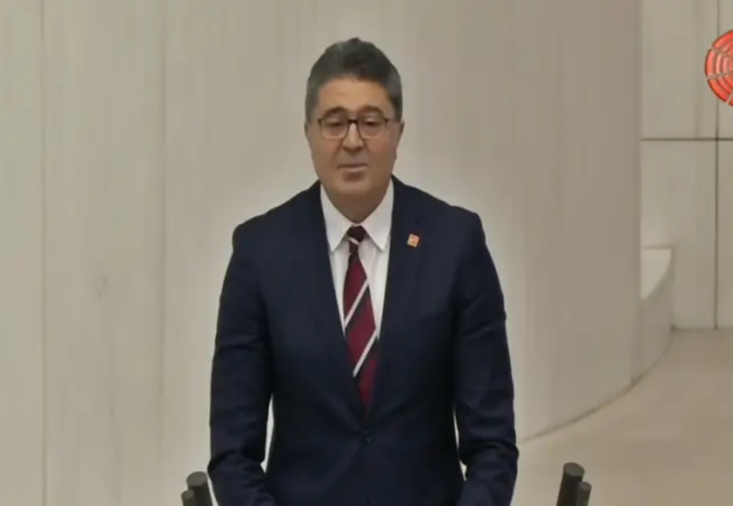 Ensar Aytekin’den Sert Bütçe Çıkışı: “Faiz Lobisi Aç Kalmasın Diye Bütçe Açık Veriliyor”