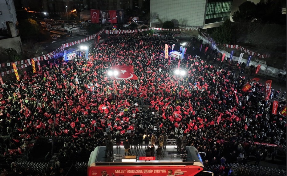 CHP Lideri Özgür Özel: “Düşün Artık Milletin Yakasından, Getirin Sandığı; Millet Sizden Zam Değil Sandık Bekliyor”