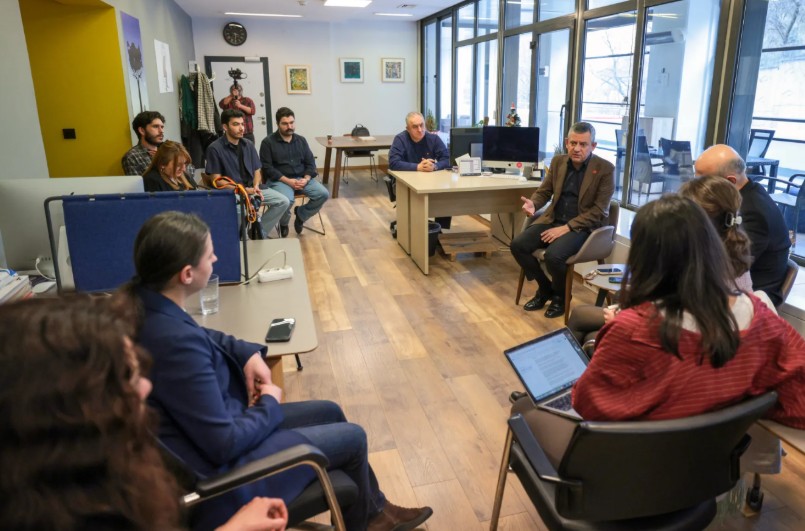 CHP Genel Başkanı Özgür Özel T24'e Konuştu: "CHP'ye Ne Butlan İşler Ne Atom Bombası"