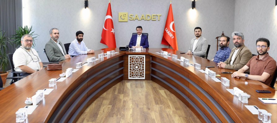 Mahmut Arıkan, Filistin Destekçileri Platformu'yla bir araya geldi