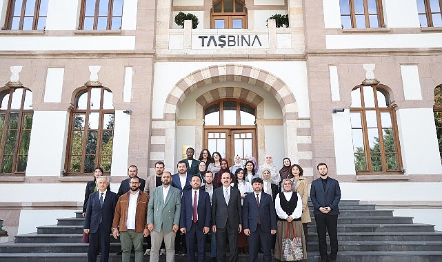 5. Uluslararası Genç Yazarlar Buluşması İçin Konya'da Bulunan Yazarlar Başkan Altay'ı Ziyaret Etti