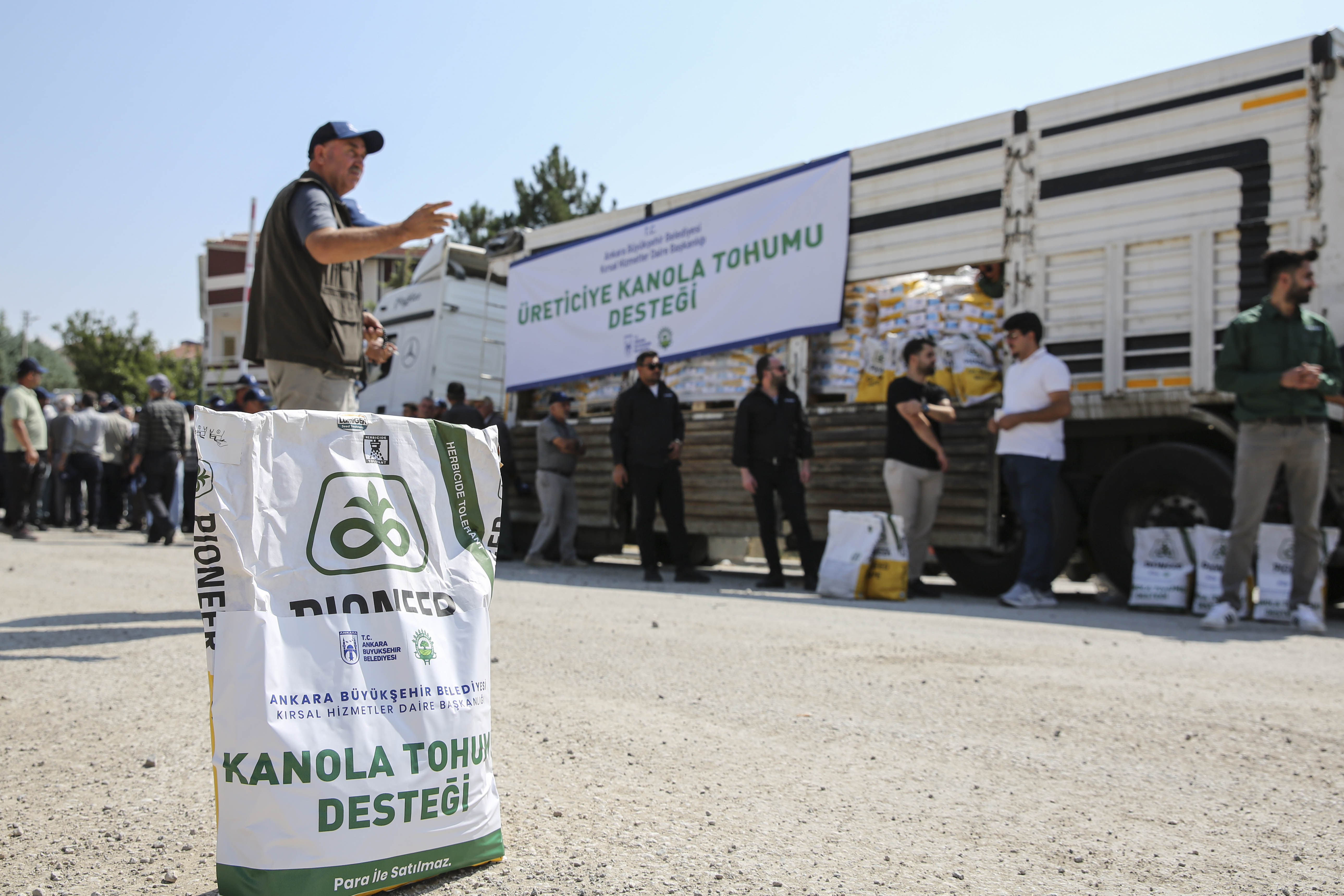 Ankara’da 583 çiftçiye yüzde 50 hibeli kanola tohumu desteği