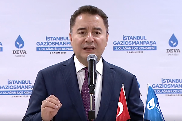 Babacan, OSTİM’de protez ve ortez fabrikasını ziyaret etti Babacan, OSTİM’de protez ve ortez fabrikasını ziyaret etti
