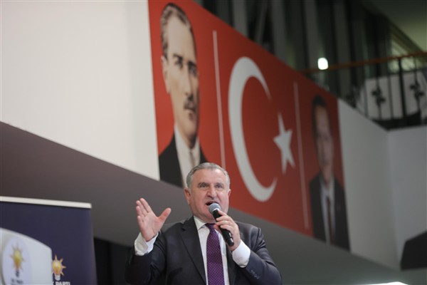 Bakan Bak’tan Ragbi Erkek Milli Takımı için tebrik mesajı