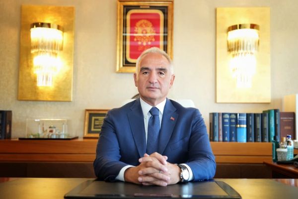 Bakan Ersoy, Dündar Ziya Gültekin için taziye mesajı Bakan Ersoy, Dündar Ziya Gültekin için taziye mesajı