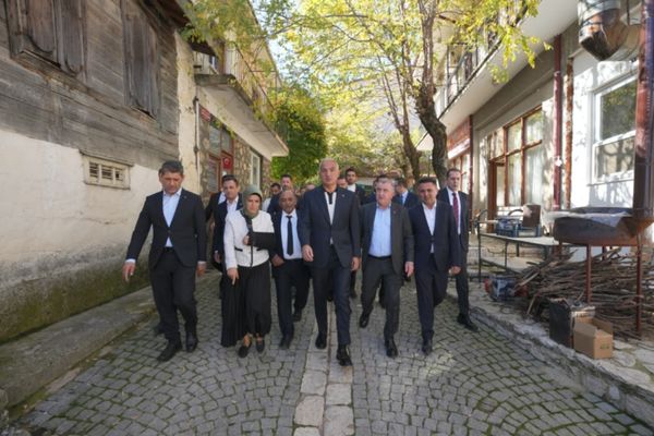 Bakan Ersoy, İbradı ve Ormana’da iki yeni merkezin açılışını yaptı