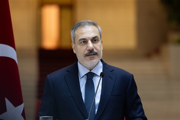 Bakan Fidan, Trablus’ta TSK Libya Görev Grup Komutanlığı’nı ziyaret etti Bakan Fidan, Trablus’ta TSK Libya Görev Grup Komutanlığı’nı ziyaret etti