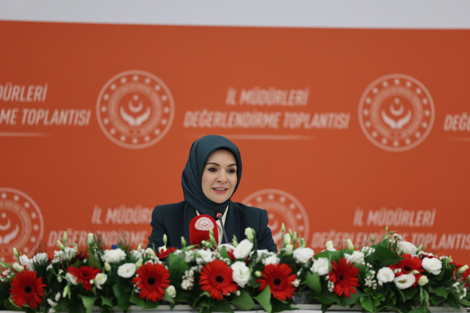 Bakan Göktaş, Enstitü Sosyal heyetiyle görüştü Bakan Göktaş, Enstitü Sosyal heyetiyle görüştü