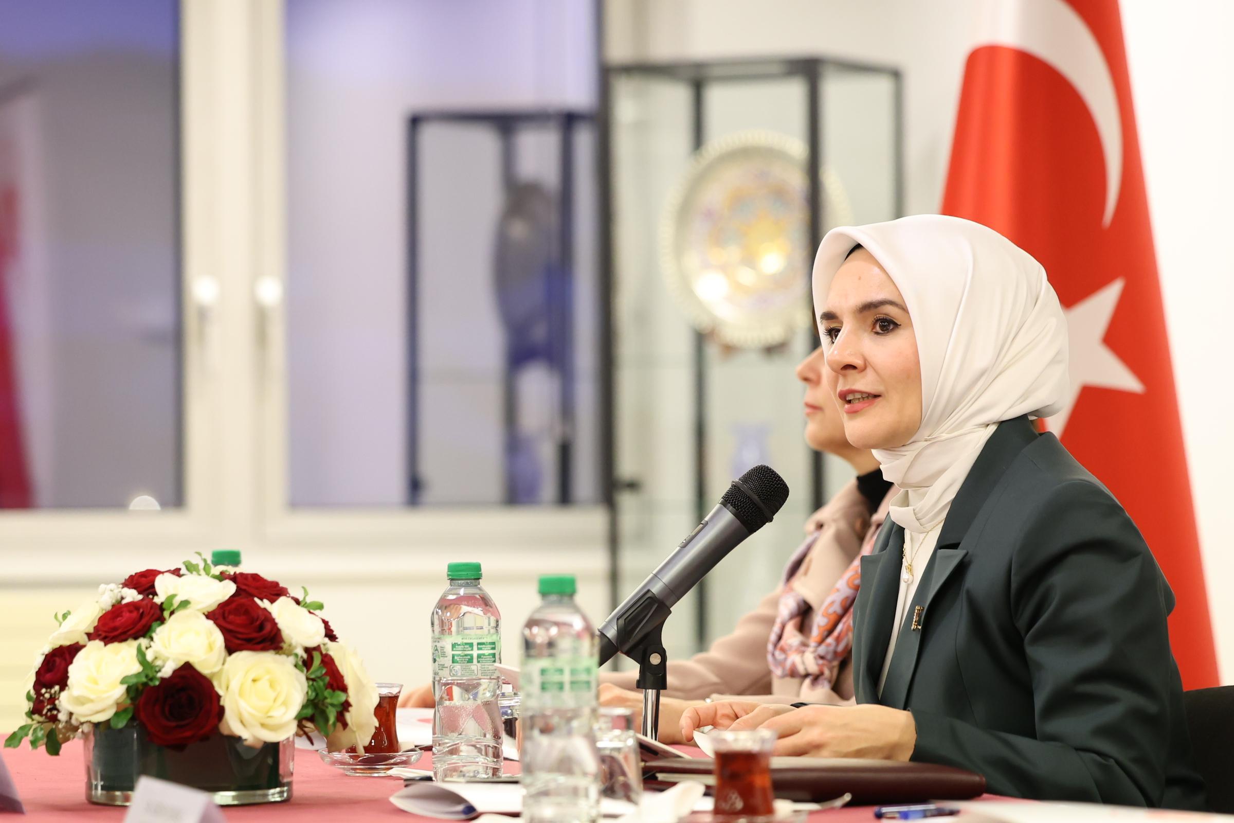 Bakan Göktaş ,KKTC’de AK Parti Temsilciliğini ziyaret etti Bakan Göktaş ,KKTC’de AK Parti Temsilciliğini ziyaret etti