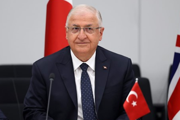 Bakan Güler, TUSAŞ Genel Müdürü Demiroğlu’nu kabul etti Bakan Güler, TUSAŞ Genel Müdürü Demiroğlu’nu kabul etti