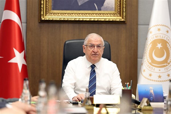 Bakan Güler, Ukrayna Savunma Temas Grubu Toplantısı'na katıldı