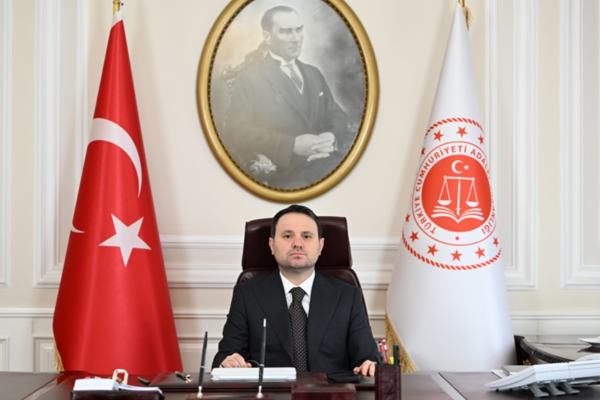 Bakan Gürlek, Bakan Işıkhan ile görüştü