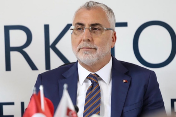 Bakan Işıkhan: Çalışmalarımızı önce insan hedefimizle sürdüreceğiz Bakan Işıkhan: Çalışmalarımızı önce insan hedefimizle sürdüreceğiz