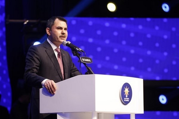 Bakan Kurum, Ümraniye Belediye Başkanı Yıldırım ile görüştü Bakan Kurum, Ümraniye Belediye Başkanı Yıldırım ile görüştü