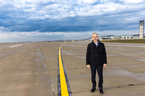 Bakan Uraloğlu: Karbon emisyonlarını 897 ton azalttık Bakan Uraloğlu: Karbon emisyonlarını 897 ton azalttık