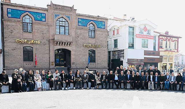 Başkan Altay Mevlana Caddesi'nde Yürütülen Çevre Düzenleme Çalışmasını İnceledi