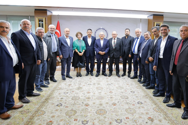 Başkan Büyükkılıç, Kocasinan muhtarlarıyla istişare toplantısında buluştu