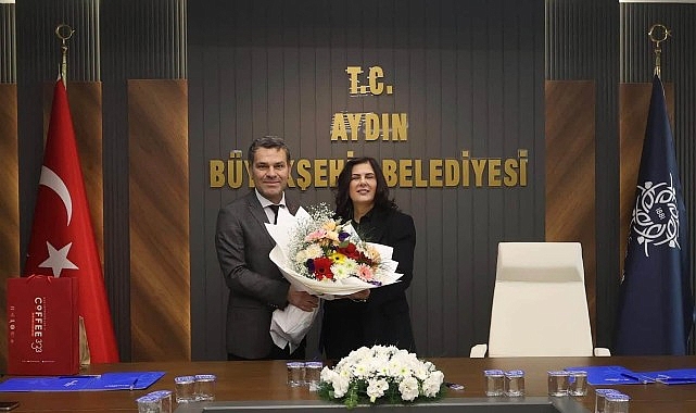 Başkan Çerçioğlu'na AK Parti Kuyucak'tan ziyaret Başkan Çerçioğlu'na AK Parti Kuyucak'tan ziyaret