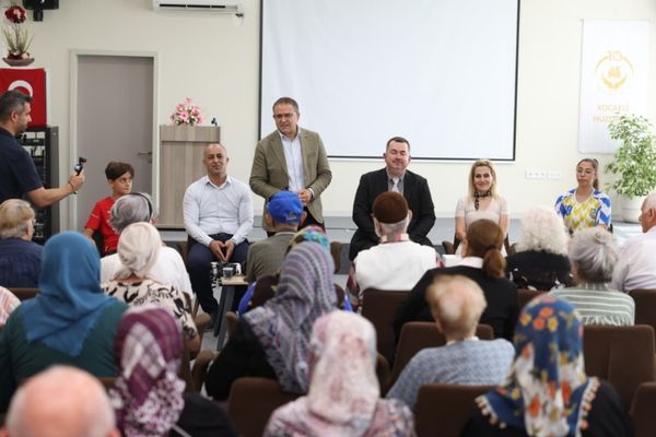 Başkan Gökçe’den huzurevinde anlamlı buluşma