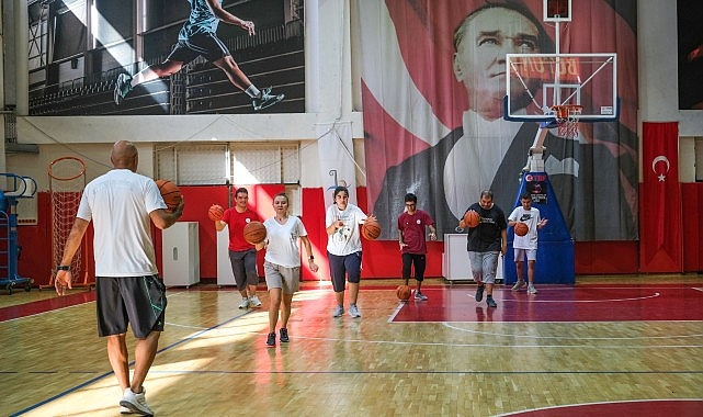 Bayraklı'da Yaz Spor Okulları İçin Kayıtlar Başladı