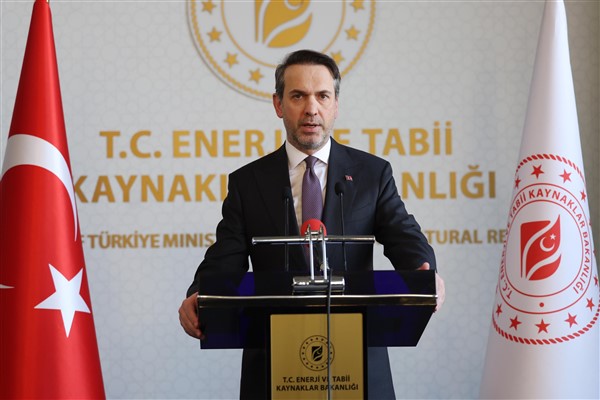Bayraktar: Enerjide Tam Bağımsız Türkiye’ye ulaşmak için çalışacağız Bayraktar: Enerjide Tam Bağımsız Türkiye’ye ulaşmak için çalışacağız