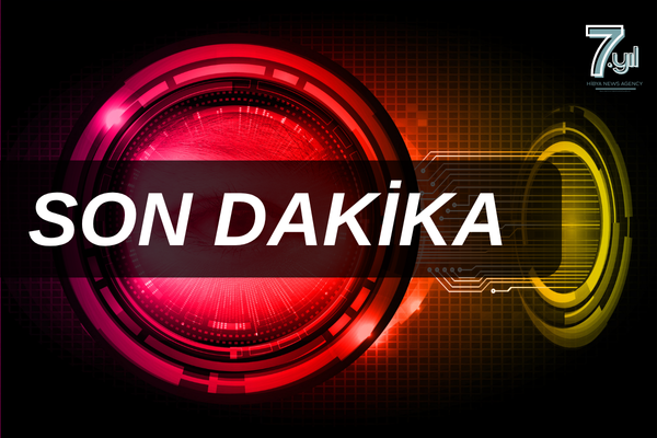 Beyoğlu'nda tramvay raydan çıktı Beyoğlu'nda tramvay raydan çıktı