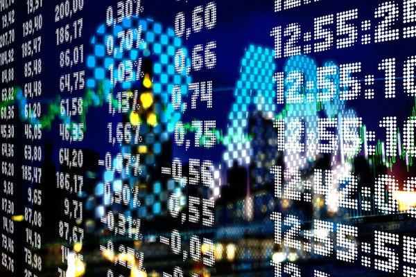 BIST 100’de 14.620 seviyesi hedef konumunu koruyor