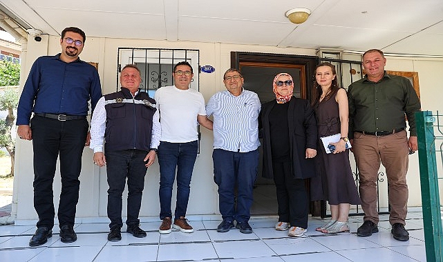 Buca Belediye Başkan Vekili Hüseyin Benzer'den muhtarlara çıkarma