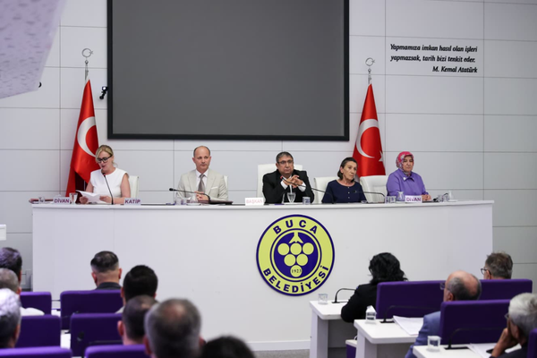 Buca Belediyesi'nden 60 yaş üstüne "3. Yaş Üniversitesi" projesi