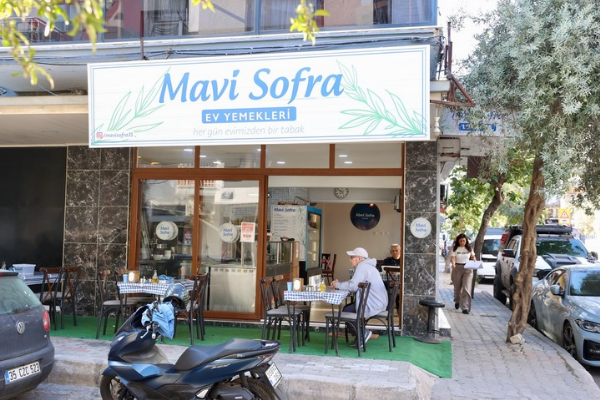 Buca Belediyesi’nin aşçılık kursunu tamamladı, kendi lokantasını açtı