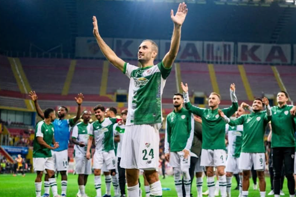 Bursaspor PFDK'ya sevk edildi Bursaspor PFDK'ya sevk edildi