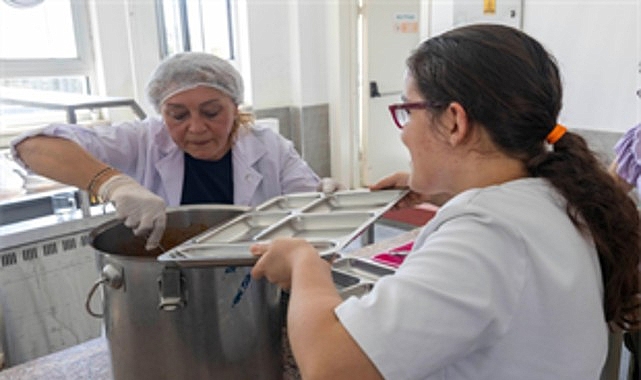Büyükşehir'den özel gereksinimli öğrencilere sıcak destek