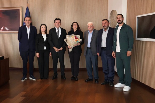 Çerçioğlu, Nazilli Lokantacılar ve Kasaplar Odası yönetimini kabul etti Çerçioğlu, Nazilli Lokantacılar ve Kasaplar Odası yönetimini kabul etti