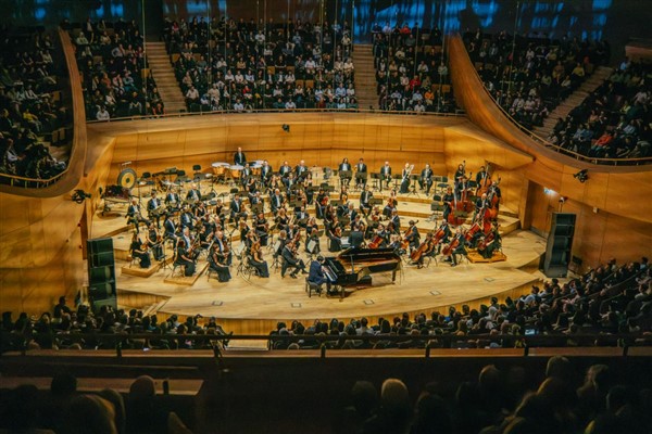 CSO, 200. yılında yeni sanat sezonunu açtı CSO, 200. yılında yeni sanat sezonunu açtı