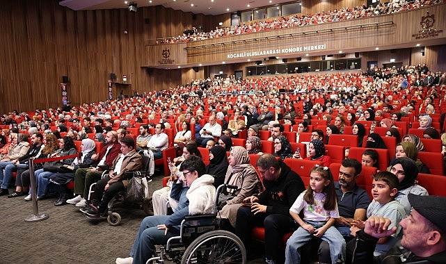 Demirbağ, Kitap Fuarı'nda Gazze'nin direnişine dikkat çekti; “Dördüncü İslam medeniyeti Gazze'den doğuyor"