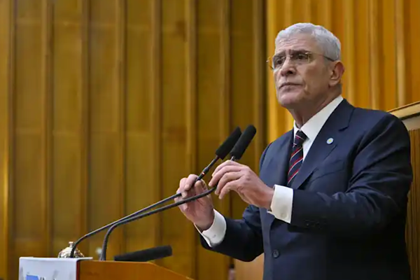 Dervişoğlu, gençlerle Siyasi Liderler Platformu’nda buluştu