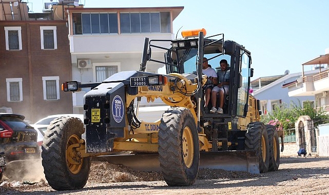 Didim Belediyesi'nden Efeler Mahallesi'nde Yol Çalışması